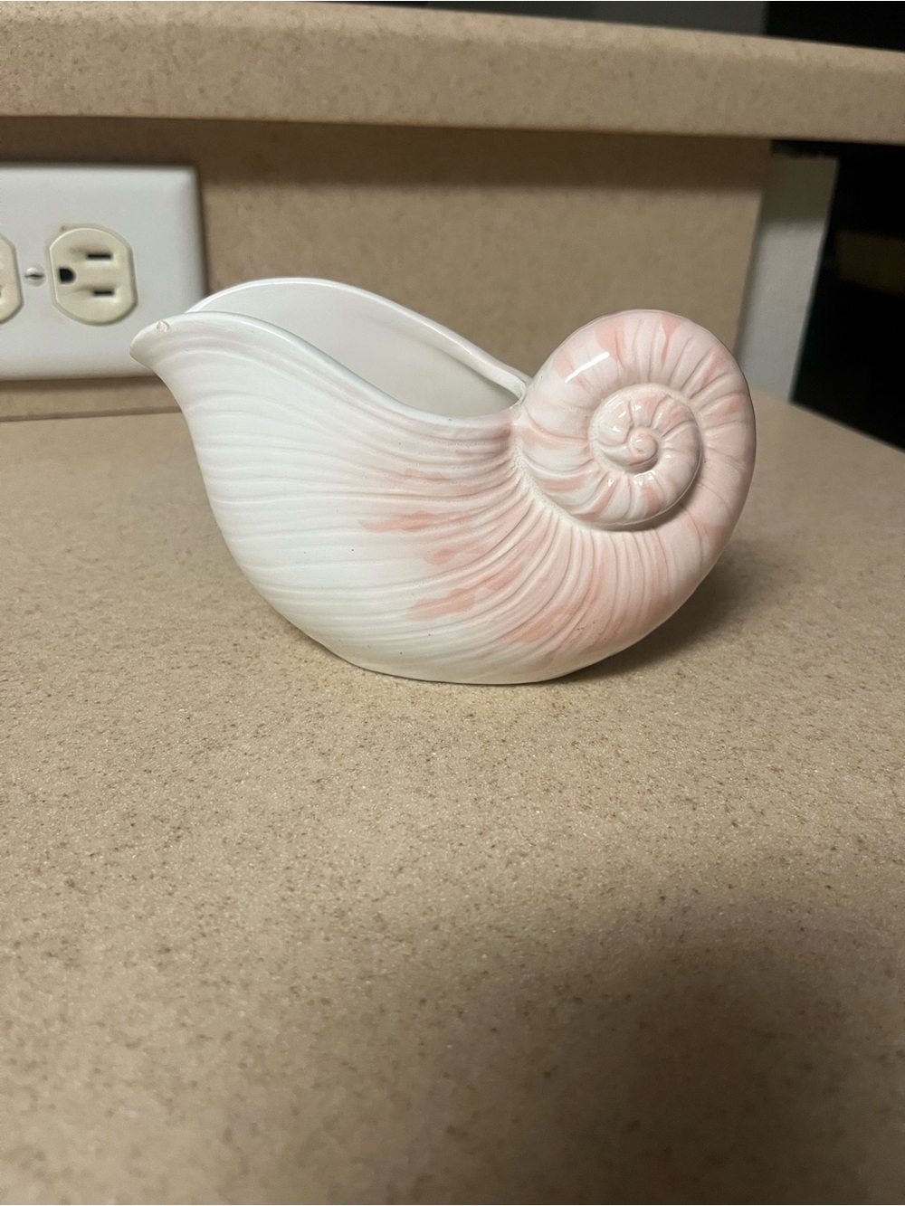 vintage Japan Otagiri Beachcomber ceramic nautilus shell Creamer Dish